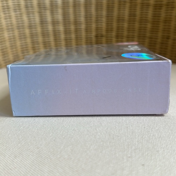 New In Package Sparkly Cylo Pop Silver Glitter Water Fall AirPod Pro Clear Case - Picture 6 of 8